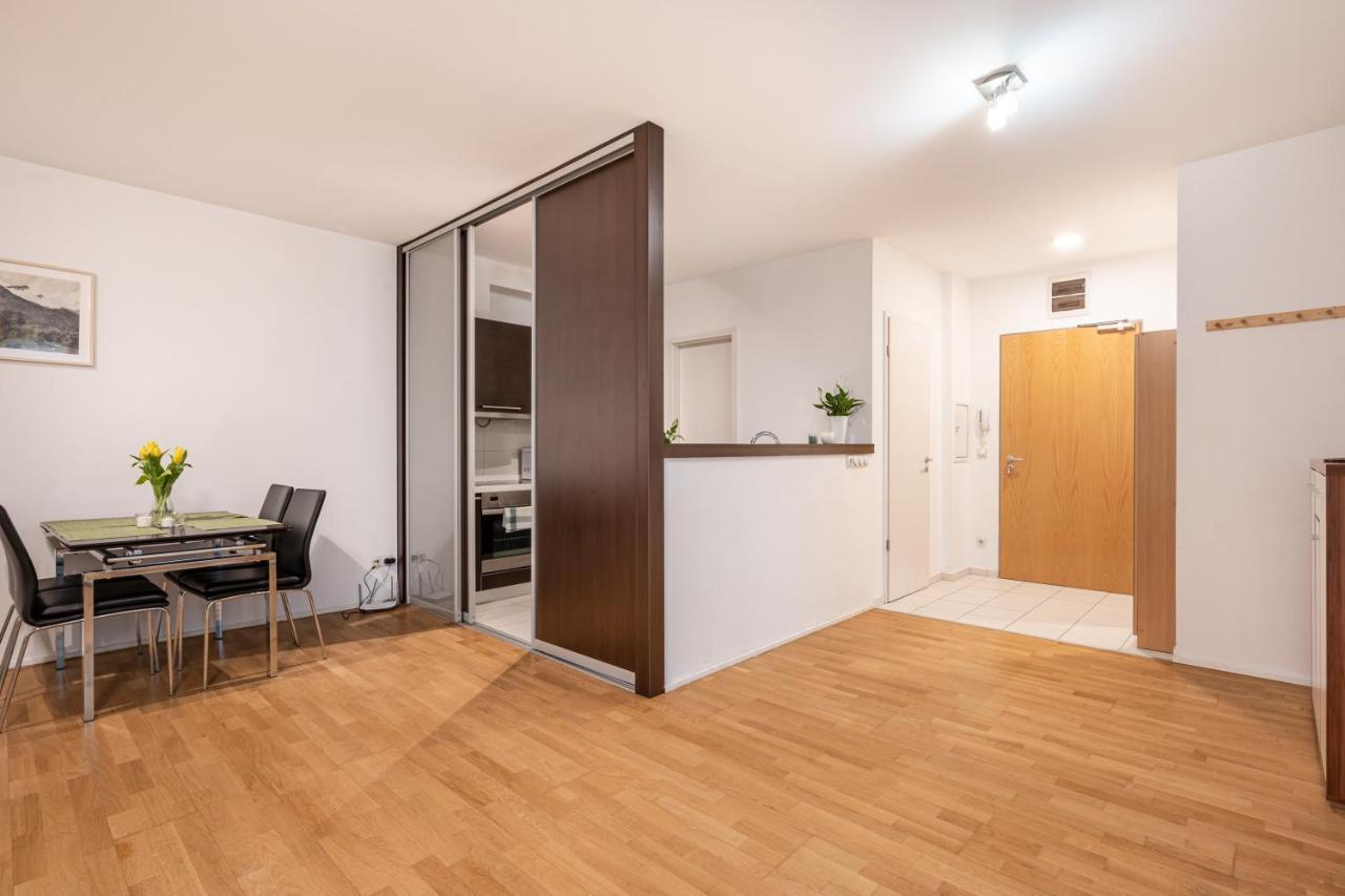 Paulay Private * Budapest
