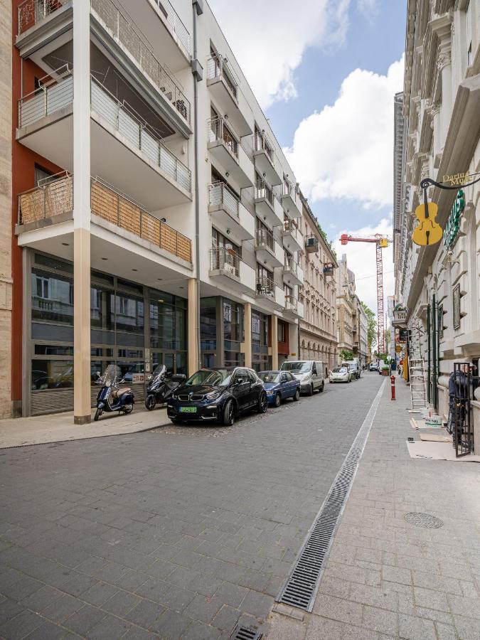 Paulay Private * Budapest